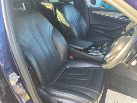 2018 BMW 5 Series - thumbnail 16