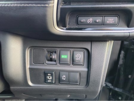 2017 Nissan Serena Highway Star V €19,950 thumbnail