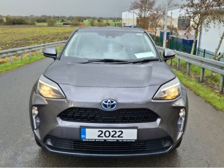 2022 Toyota Yaris Cross ICON HEV AUTO €26,250 thumbnail