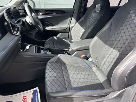 2025 Volkswagen Tiguan - photo 4