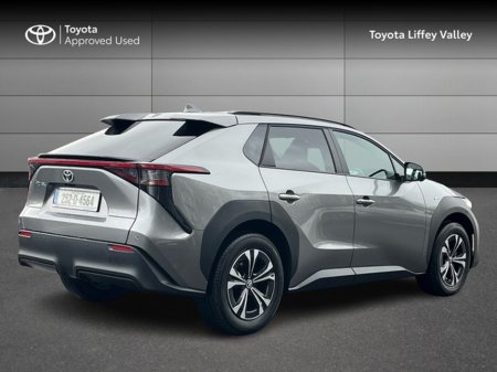 2025 Toyota bZ4X BZ4X SPORT FWD €38,950 thumbnail