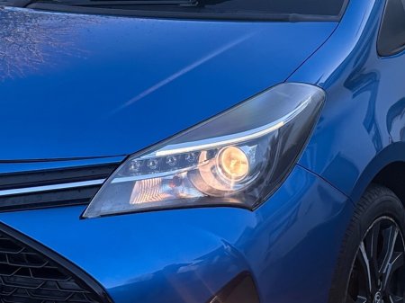 2015 Toyota Yaris SPORT VVT-I €10,500