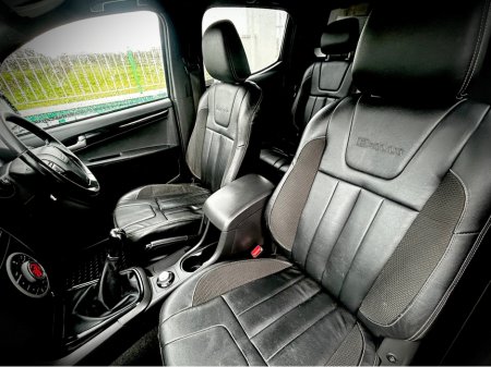 2015 Isuzu D-MAX - thumbnail 8