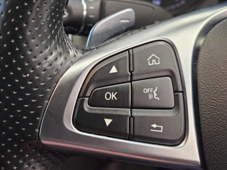 2017 Mercedes-Benz C Class C 220 D AMG A/T €18,950 thumbnail