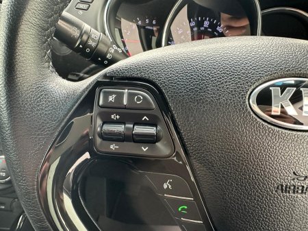 2015 Kia Ceed - thumbnail 23