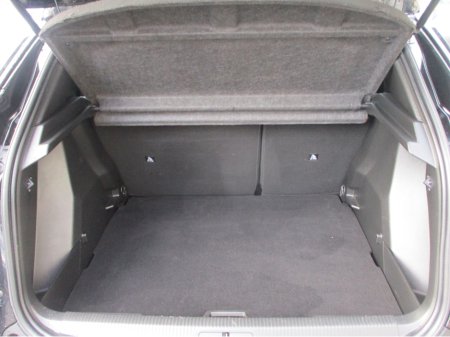 2023 Peugeot 2008 - thumbnail 15