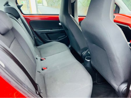 2016 Volkswagen up! DBA-AACHY 5DR €9,950 thumbnail