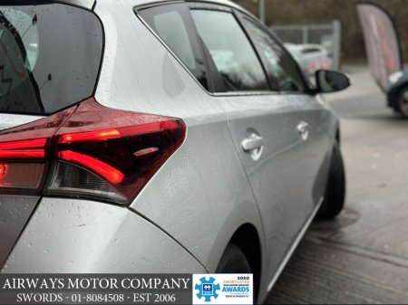 2016 Toyota Auris 1.2T ICON 5DR - LOW KMS €14,995 thumbnail