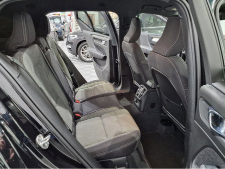 2022 Volvo XC40 T4 PLUS DARK RECHARGE AUTOMATIC **ONE OWNER / APPLE CARPLAY / BLIND SPOT ASSIST / ELECTRIC BOOTLID / HEATED FRONT & REAR SEATS / HEATED STEERING WHEEL / REVERSE CAMERA / WIRELESS PHONE CHARGING** €34,900 thumbnail