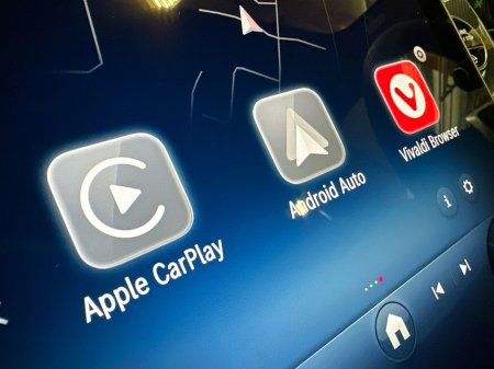 2026 Mercedes-Benz GLC Class GLC220 D 4Matic AMG Line + €87,530 thumbnail