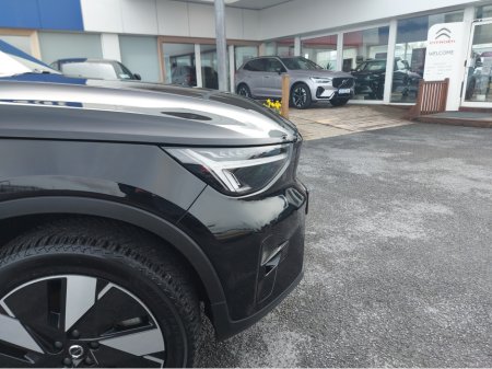 2024 Volvo XC40 - thumbnail 10