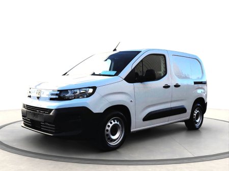 2024 Peugeot Partner 