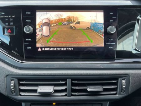 2018 Volkswagen Polo 1.0 TSI AUTO // FULL SERVICE HISTORY // 360 PARKING SENSORS // APPLE CARPLAY/ANDROID AUTO €15,900 thumbnail