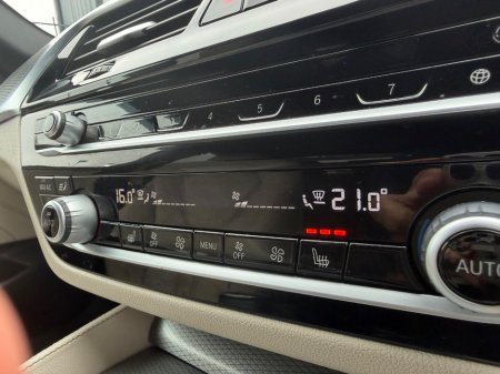 2019 BMW 5 Series - thumbnail 19