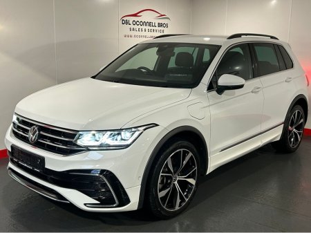 2023 Volkswagen Tiguan R-LINE 1.4 TSI PHEV S- DSG €38,950 thumbnail