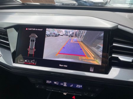 2024 Audi Q4 e-tron - thumbnail 16