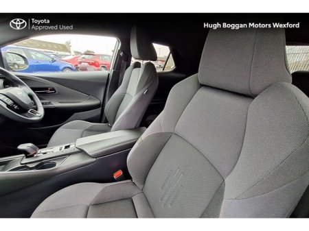 2024 Toyota C-HR - thumbnail 13