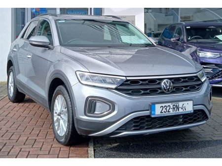 2023 Volkswagen T-Roc Life 2.0 TDI 116HP *REAR VIEW CAMERA, APP CONNECT, *