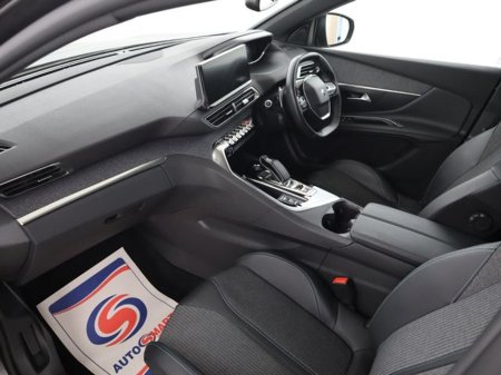 2023 Peugeot 3008 - thumbnail 15