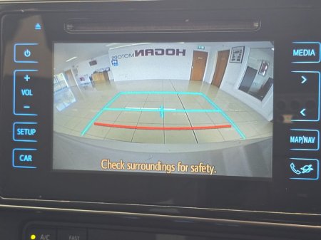 2016 Toyota Auris - thumbnail 11