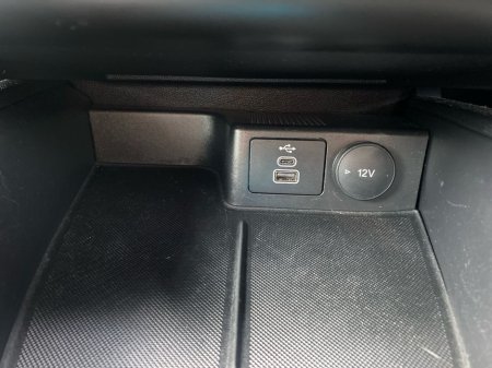 2022 Ford Focus - thumbnail 19