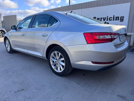 2018 Skoda Superb - photo 3