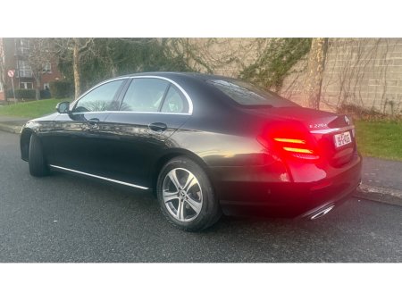 2019 Mercedes-Benz E Class E220 D SE PREMIUM 4DR AUTO €19,950 thumbnail