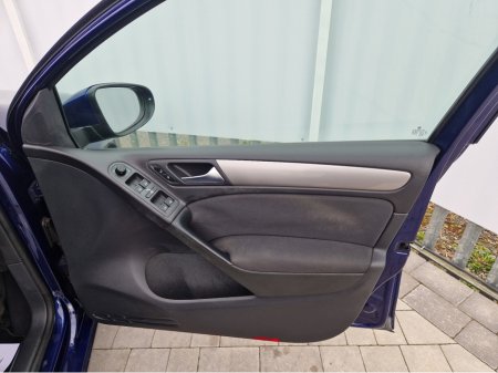 2012 Volkswagen Golf - thumbnail 13