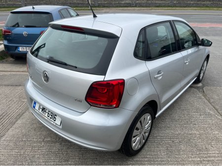 2011 Volkswagen Polo - thumbnail 6