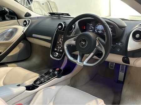 2020 McLaren GT 4.0 V8 TWIN TURBO GRAND TOURER €159,950