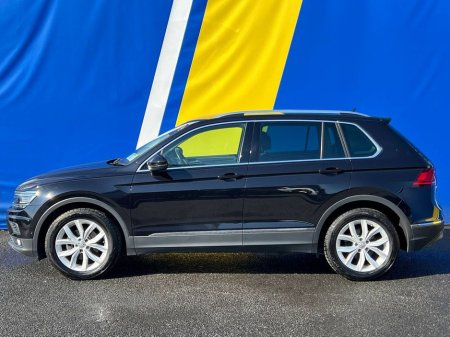 2017 Volkswagen Tiguan HIGHLINE 1.4 TSI AUTO // 4 HEATED SEATS // 360 SURROUND PARKING SENSORS & CAMERAS // APPLE CARPLAY/ANDROID AUTO €25,500