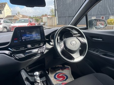 2018 Toyota C-HR - thumbnail 9