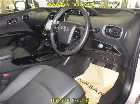 2019 Toyota Prius COMING SOON / HYBRID / AUTO