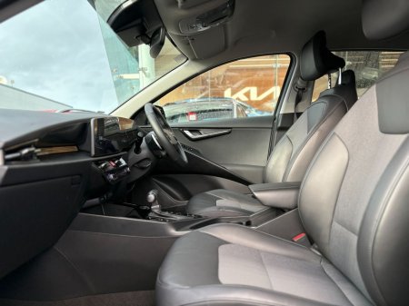 2023 Kia Niro 1.6 K3 Plug in hybrid €32,995 thumbnail