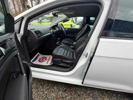 2017 Volkswagen Golf 1.4 TSI 5DR 150HP Highline DSG €16,990 thumbnail