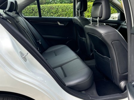 2014 Mercedes-Benz C Class - thumbnail 9