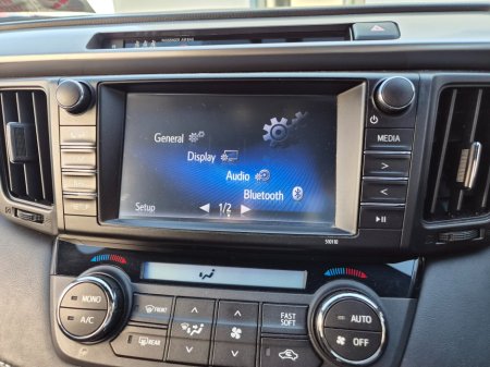 2016 Toyota Rav4 - thumbnail 17