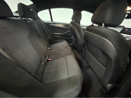 2020 BMW 5 Series - thumbnail 9