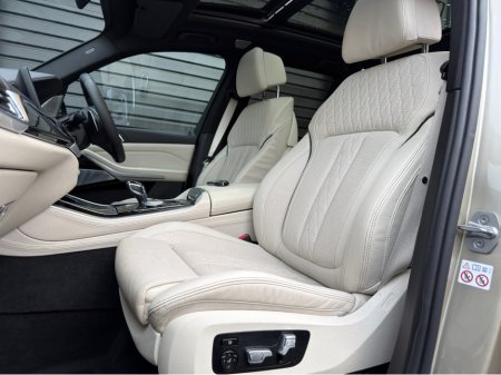 2019 BMW X5 - thumbnail 10