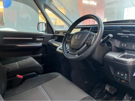 2017 Honda Stepwagon €22950! 2017 HONDA STEPWAGON 7 SEATER AUTOMATIC SPADA HYBRID SENSING 2.0 AUTOMATIC / CRUISE CONTROL / AUTOMATIC DOORS / REVERSE CAMERA €22,950 thumbnail