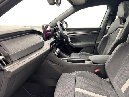 2025 Skoda Kodiaq - thumbnail 2