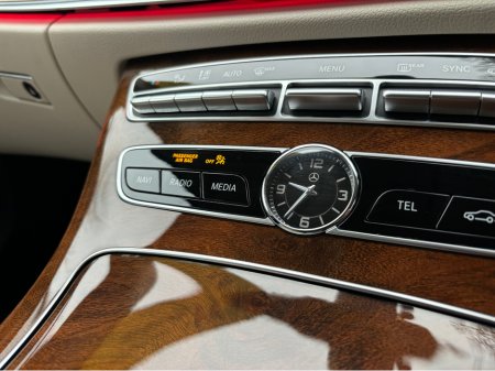 2019 Mercedes-Benz E Class - thumbnail 11