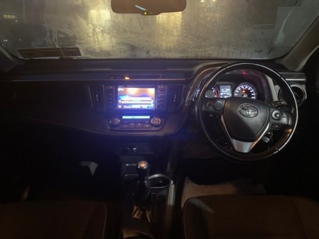 2016 Toyota Rav4 - thumbnail 8