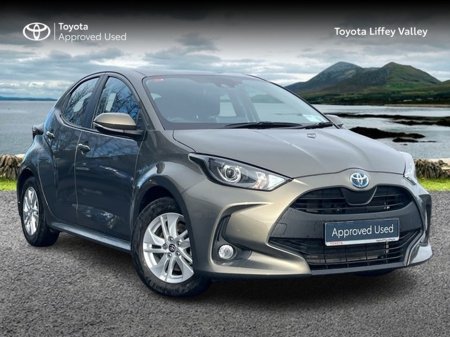 2023 Toyota Yaris YARIS LUNA HYBRID