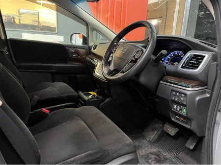 2018 Honda Odyssey €23950 2018 HONDA ODYSSEY 8 SEATER VARIANT 2.0 AUTOMATIC / CRUISE CONTROL / REVERSE CAMERA / ELECTRIC SEATS / POWER SLIDING DOORS €23,950 thumbnail