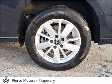 2025 Volkswagen Caddy CADDY LIFE TDI 122HP A7F €47,950 thumbnail