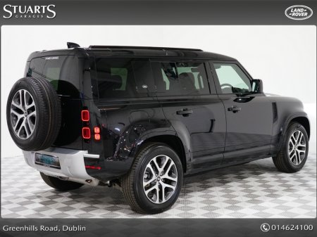 2023 Land Rover Defender - thumbnail 24