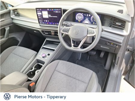 2025 Volkswagen Tayron 2.0 TDI Edition 75 150HP DSG €52,950 thumbnail