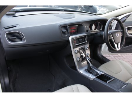 2016 Volvo V60 CROSS COUNTRY - thumbnail 20