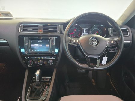 2017 Volkswagen Jetta - thumbnail 7